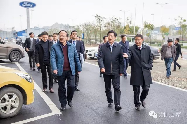 邵陽副市長周國利現(xiàn)場調度天嬌國際汽車城項目建設