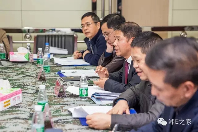 邵陽副市長周國利現(xiàn)場調度天嬌國際汽車城項目建設